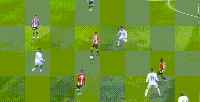 为什么棒球比赛中的跑垒教练需要站在固定的白框内