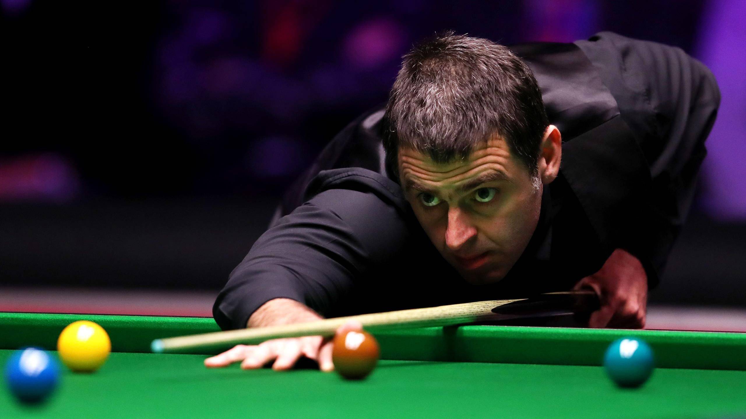 強硬立場 強硬立場